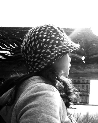 楊雲霞　化(huà)妝師(shī)　劇(jù)務